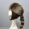 Berets Unisex Erwachsener Plüsch Flachtop -Hut -Stil Mongolisch mit Waschbär Schwanz Frau Teenager lässiger Winter heat h9ed halten