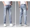 Lowe Brand Luxury Designer Mens Jeans Spring Summer High Grade broderade klassiska bokstäver Trendiga män Craft Elastic Casual Long Pants