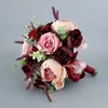 Fiori nuziali NZUK Fiore di seta vintage Bouquet da sposa bordeaux Sposa fatta a mano con accessori per bouquet Ramo Novia