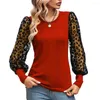 Blouses Femmes Col rond Femmes Top Léopard Imprimé Maille Élégant Printemps-Automne Slim Fit Blouse Avec Patchwork Transparent Manches Longues