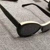 女性のためのブラックキャットアイサングラス抗UV400高品質のデザイナーサングラスファッションアウトドアクラシックスタイルレトロユニセックスドライビング