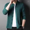 Pulls pour hommes 2024 Printemps Mode Casual Revers Pull tricoté Cardigan Hommes Coréen Pure Couleur Slim Social Office Club à manches longues