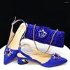 Geklede Schoenen 2024 Glanzend En Vol Diamanten Puntige Blauwe Hoge Hakken Tassen Set Tule Vlinder Ontwerp Feest Elegante Damessandalen