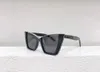 Black Cat Eye Solglasögon av hög kvalitet för kvinnor Designer Solglasögon Herrmode UV400 Fashion Classic Retro Luxury Brand Butterfly Framed Gyeglass med Box SL570