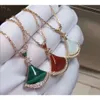 Bracelet de créateur Vanclef Vcas High Edition V-gold Double jupe en forme d'éventail Petite jupe collier Fritillaria blanche Agate rouge Turquoise Robe Pendentif Fritillaria