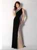 Black Evening Fashion Dresses One Shoulder Long Sleeve Mermaid Celebrity Party Dress Custom Made Crystals Pärlade Prom Gowns Formal OCN