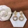 Orecchini in metallo dorato Pendenti con borchie Orecchini placcati con lettera di design Orecchini con confezione regalo Regalo di compleanno di San Valentino