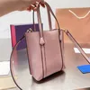 Perry fibbia magnetica apertura e chiusura tracolla regolabile staccabile borsa tote in pelle goffrata shopping borsa a tracolla da donna arancione e rosa.