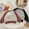 Spring Autumn 05 Year Kid Boys Pullover Patchwork Stripe Letter Print Handsome Children Sweatshirts Loose Baby Tops 240122