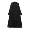 カジュアルドレス大規模な女性服2024秋のヴィンテージスタイルブラックロングドレス折りたたまれたゆるいhemシャツローブZ2768