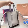 Perry fibbia magnetica apertura e chiusura tracolla regolabile staccabile borsa tote in pelle goffrata shopping borsa a tracolla da donna arancione e rosa.