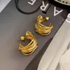 Boucles d'oreilles robustes en métal en forme de C de luxe léger à la mode pour femmes, boucles d'oreilles tendance vintage pour dames Boucles d'oreilles de créateur de luxe Bijoux pour femmes exquis de haute qualité