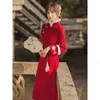 Czerwony rok chiński Cheongsam Kobiety zagęszczone zimowe sukienka z długim rękawem Szczupła elegancka tradycyjna qipao s do xxl 240131