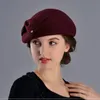 Franska basker Caps for Women Fashion 100 Wool Felt Fedora Hat Winter Blue Purple Red Church Female Vintage Cloche Hats 240127