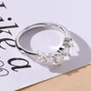 Anéis de Cluster Todos Moissanite 0.9CT Anel Sólido Sterling Silver Crown V-Em Forma Banhado 18K Ouro Branco Moda Jóias Femininas