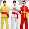 Etniska kläder traditionella kinesiska nationella midja trumslag för prestanda kostym wushu set yangko scen