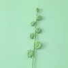 装飾的な花が仕上げた手作りのかぎ針編みの7葉のユーカリの葉の贈り物と草のオフィスリビングルームカラフルな人工