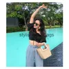 Totes Fashion Pearls Ganding Hands Handbags Handbags Luxury Chains Wicker Woven Bags Bodybody Sacs Lady Summer Beach Bali Straw Bagh24217