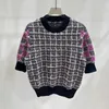 Kvinnors stickor Tees Designer Märke 2023 Tidig höst Ny Plaid Letter Jacquard Weaving Celebrity Short Fashion Style Top FFFP