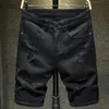 Sommer weiß schwarz Männer zerrissene Loch Denim Shorts schlanke lässige knielange kurze gerade Loch Jeans Shorts Bermuda für Männer 240202