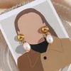 dangle earrings女性用エレガントな淡水真珠のドロップステンレス鋼18kゴールドメッキピアスウェディングジュエリー