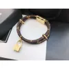 Créateur de mode chaîne plaquée or bracelets sier lettre femme senior multi couleur bracelet bijoux fête anniversaire cadeau louiselies vittonlies