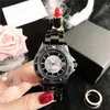 Mens Watch Designer Auto Date Watch Woman Full Rostfritt Steel 36mm 39mm med box mode par klockor Montre de Luxe