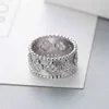 2024 Four Leaf Clover Cleef ring Kaleidoscope rings for Women Gold Sier Diamond Nail Ring Rings Valentine Party Designer JewelryQ3