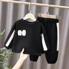 Flickor Baby Clothing Set 2024 Ny Spring/Summer Fashion Childrens Söta lösa byxor 2st Set Childrens Clothing 240218