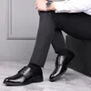 Haute qualité formelle en cuir hommes chaussures habillées respirant hommes décontracté marque de luxe italienne à lacets antidérapant conduite 240202