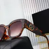 2024 Fashion Designer Sunglass Lunettes de soleil de haute qualité Femmes 3215 Hommes Lunettes Femmes Verre de soleil UV400 Lentille unisexe avec boîte Lunettes de soleil en plein air Lunettes de soleil de sport