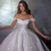Épaule à paillettes de robe de mariée à balle pli jupe gonflée robe nuptiale princesse scintillante arabe dubai vestido de mairage