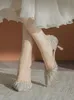 Crystal Queen 6cm Pointed Toe Bride Wedding Shoes Prom Rhinestone Mary Janes High Heels tunna klackar Mary Jane skor 240125