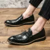Klänningslipp Mens Leather Spring New Business On Pointed Soft Bottom Male Footwear Loafers Wedding Party Casual Shoes 627