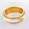 Cluster Ringe Huitan Wunderschöne Goldfarbe Solitär Princess Cut Klassische Frauen Ehering Eleganter Vorschlag für Freundin