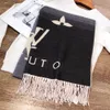 Fashion Cashmere Scarf Designer Scarf Wool Trend Luxury Shawl V Scarf Winter New Thermal Scarf Wool Jacquard Tassel Scarf Men Women mode Scarf Women Shawl Scarf