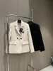 Trajes de mujer Blazers diseñador 24 Abrigo de traje con dos botones Suelto, Informal, De moda, Simple, Versátil, Desplazamientos, Ninguna persona que elija SML217 OC7G