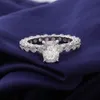 Anel de casamento clássico de platina com formato de pêra Vvs 3mm Moissanite Conjunto de diamante completo para eternidade