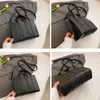 classics Designer Tote Bag luxury Shoulder bags Handbag Four Seasons Leisure Crossbody Bag Fashion Black Large new Handbags gift high quality