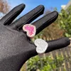 Blasen-Buchstaben-Baguette-Herz-Ring für Frauen, rosa Steine, glänzende Mädchen, rosévergoldeter Hip-Hop-Schmuck 240122