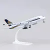 Giocattolo modello di aeroplano in lega di metallo pressofuso da 18 cm per aereo A380 Singapore Airlines con carrelli di atterraggio giocattolo per collezioni 240201