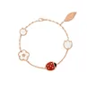 Bracelet de luxe Designer Argent Rose Or Coccinelle Chanceux Printemps Femmes Hommes Trèfle À Quatre Feuilles Bracelets De Charme Bijoux Accessoires En Gros Pour Les Femmes Cadeau De MariageQ7