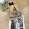 Zapatos de diseñador Sandalias planas de cuero para mujer italianas Chanclas casuales de verano sexy Sandalias UICCI Sandalias de lujo para mujer en la playa Tallas 35-42