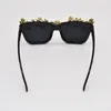 Solglasögon 2024 Diamond Ladies Brand Designer Party Glasses Rhinestone Season Bee Eyewear Lunette de Soleil Femme