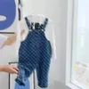 Yeni çocuk tulumları giyim kız çocuk denim kamisole kot pantolon moda klasik tulum şort bebek pantolon ceket dışarısı a05