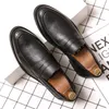 Primavera e Autunno Uomo Scarpe Nere Scarpe Eleganti Mocassini Casual in Pelle per la Tendenza della Moda di Lusso Maschile Stile Britannico Slip on Scarpe 240125