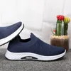 2019 New  React Hommes Femmes Chaussures De Course Bauhaus Optique Oreo Blanc Profond Bleu Designer Hommes Baskets Respirant Sport Baskets 36-45