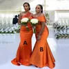 Afrykańskie arabskie pomarańczowe sukienki druhny młodzieżowej Sukienki plus size syrena długa sukienka druhna Elastyczna satynowa suknie dla czarnych kobiet Wedding Gości