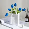 モダンポータブル花瓶ホワイトセラミックドライフラワーポットシンプルな家の装飾アクセサリーリビングデコレーションガーデンベッドルーム装飾240127