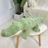 Fofo brinquedo de pelúcia macio cheio de pelúcia animal travesseiro boneca selva verde gigante jacaré sofá almofada crianças presente aniversário 240119